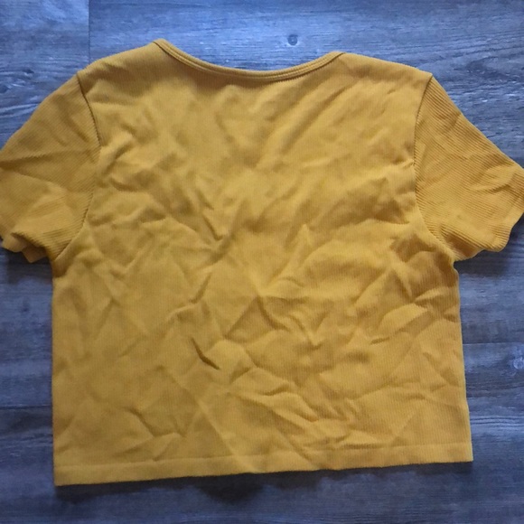 Mustard yellow crop top - Picture 2 of 3